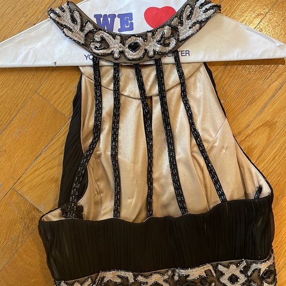 SUE WONG size 4 beaded Neiman Marcus dress - Picture 6 of 14